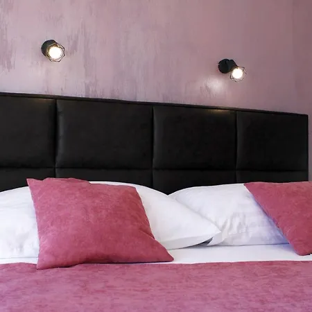 Anka Apartment